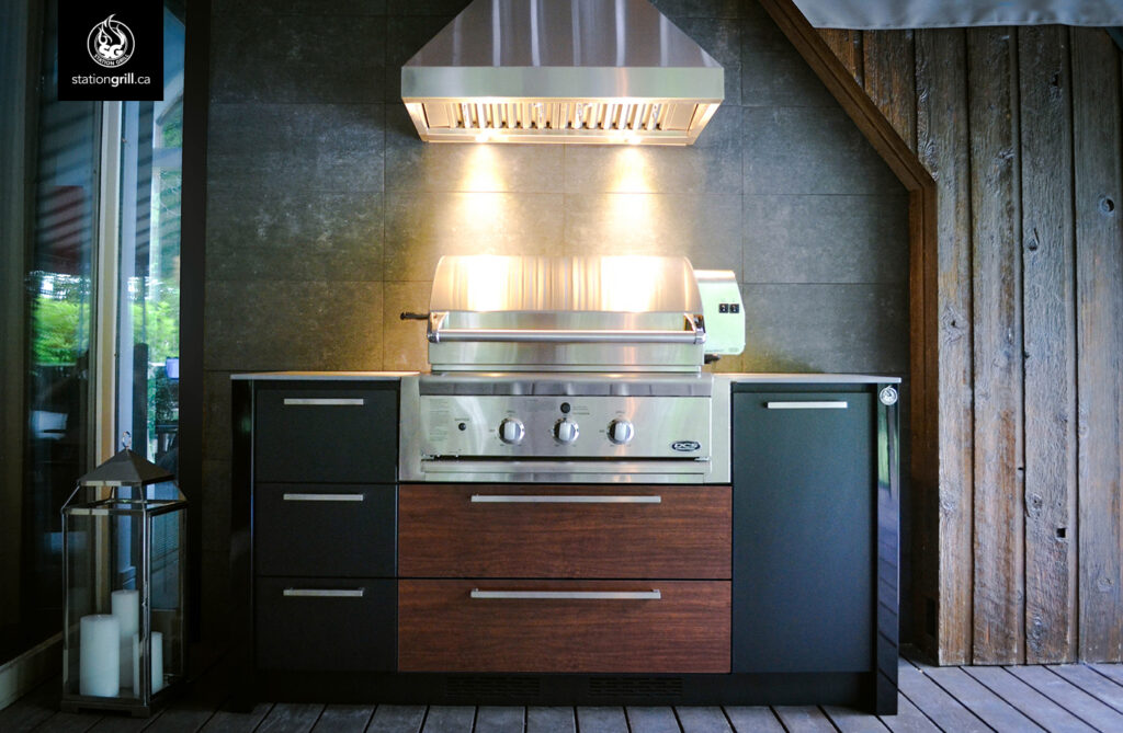 Station Grill outdoor kitchens create an inviting and exciting outdoor cooking experience.