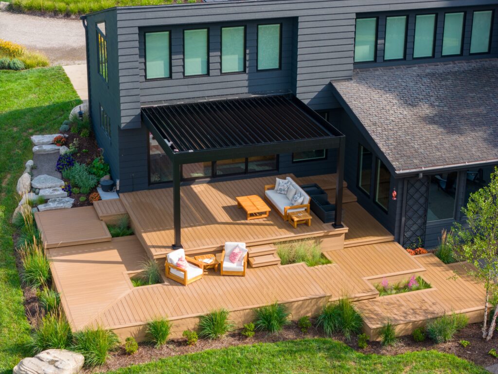 Aluminum pergola on a deck