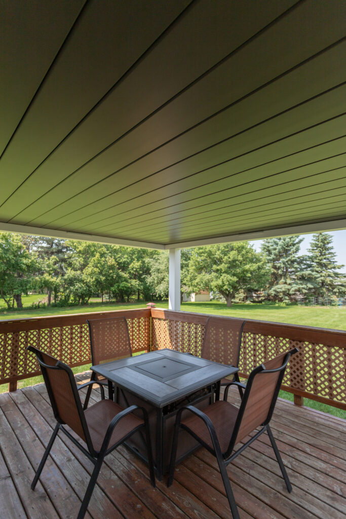 pergola standard options: white frame, dark gray louvers
