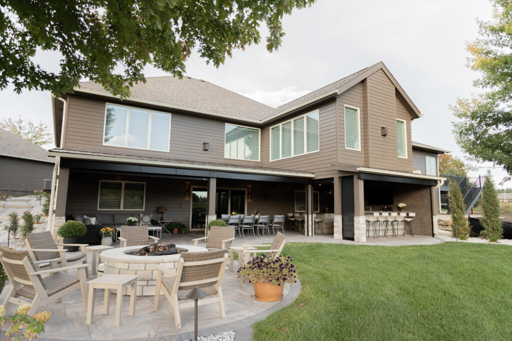 motorized screens in Sioux Falls open