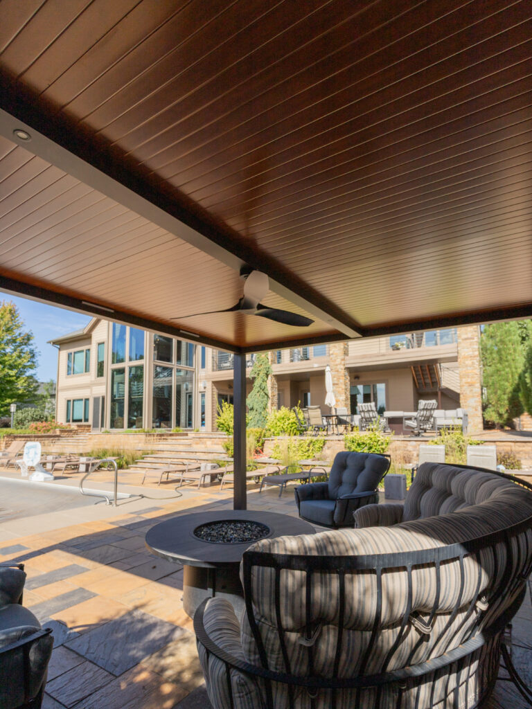 solid pergola roof made of insulated sandwich panels